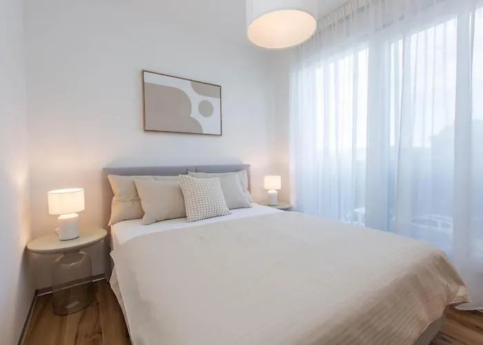 Crimson Holidays * Трогир